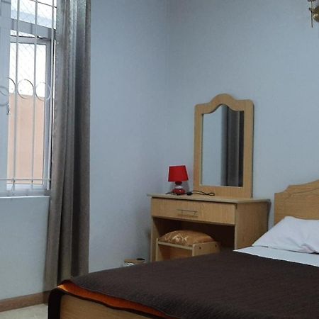 Ground Floor Lovely Two Bedrooms Apartment Flic-en-Flacq Eksteriør billede